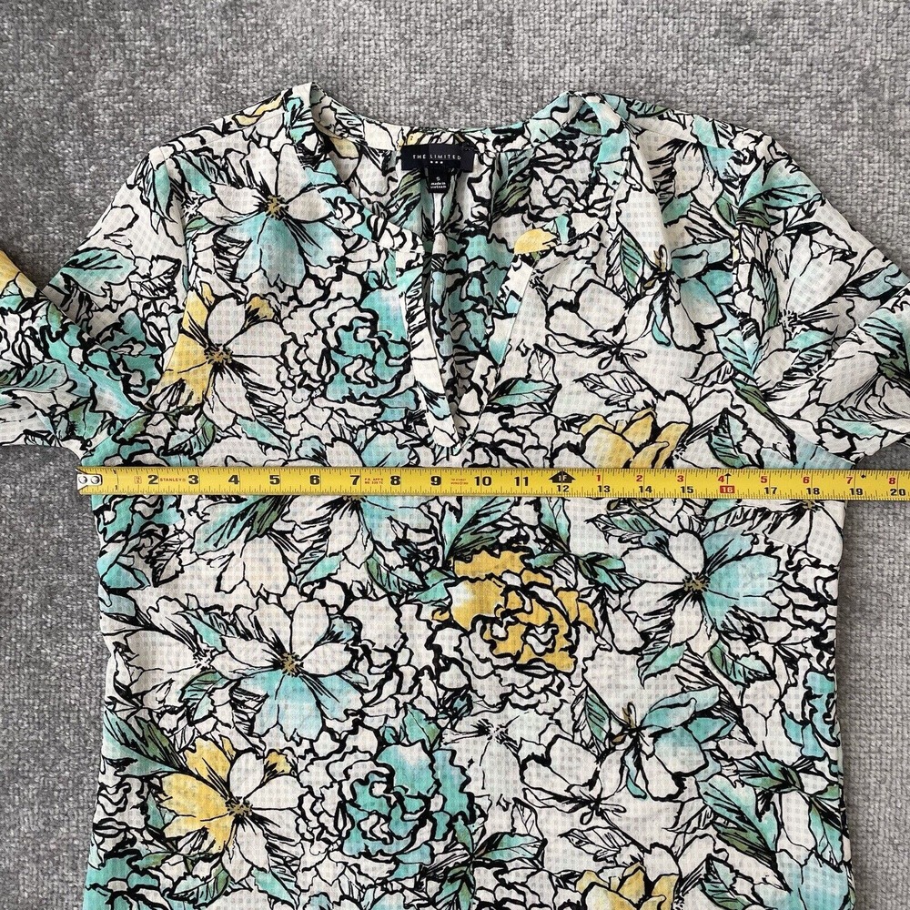 The Limited Shirt Womens Small Cream Black Floral Blouse Lightweight Flowy - Picture 5 of 7